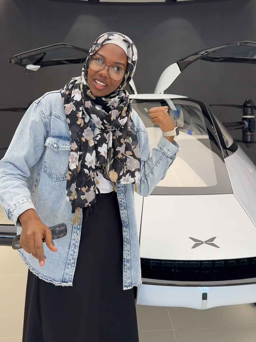 انبهرت؟ سيارة طائرة!