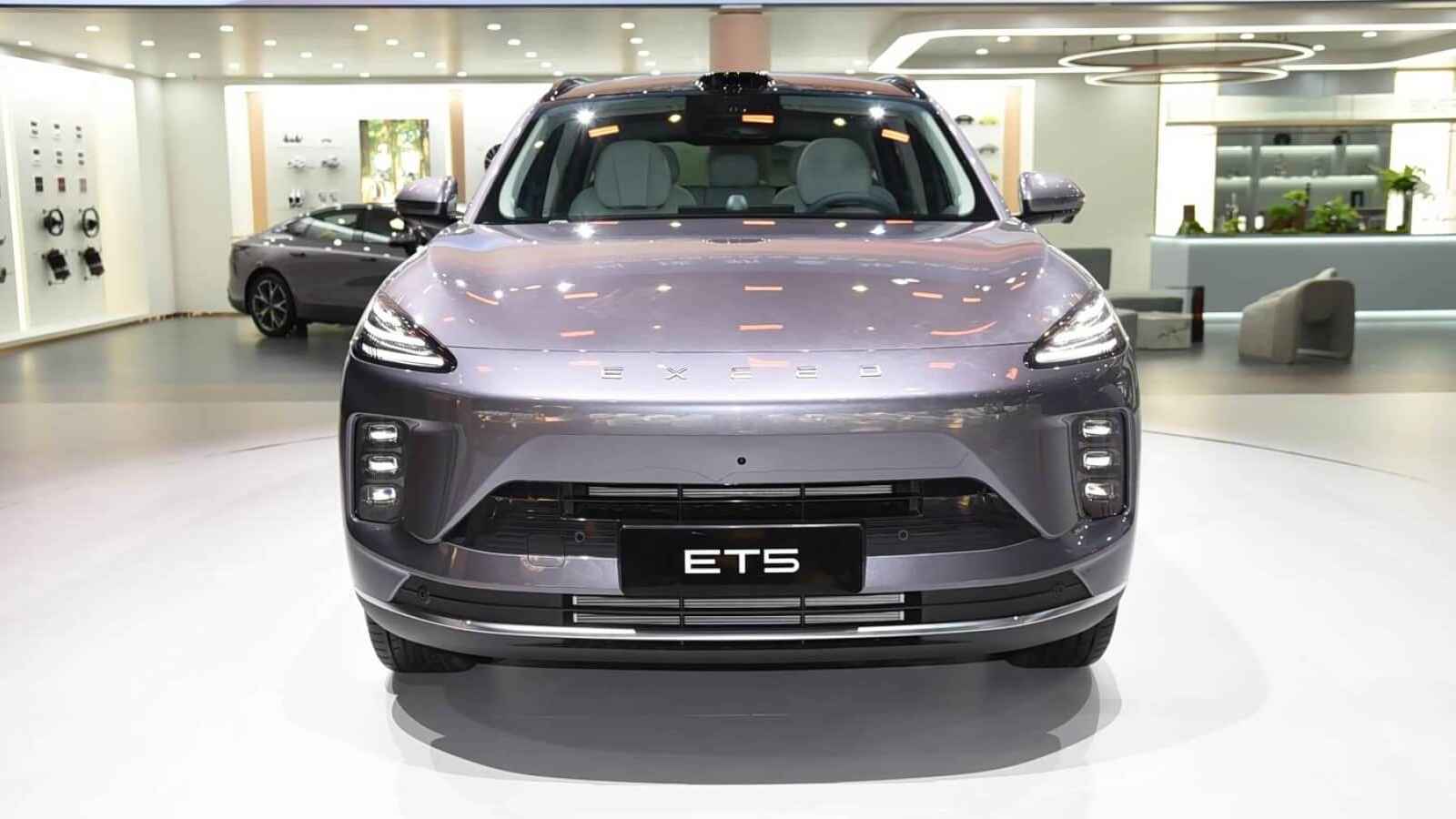 Global Debut of Exeed Sterra ET5 at Chengdu Auto Show 2025