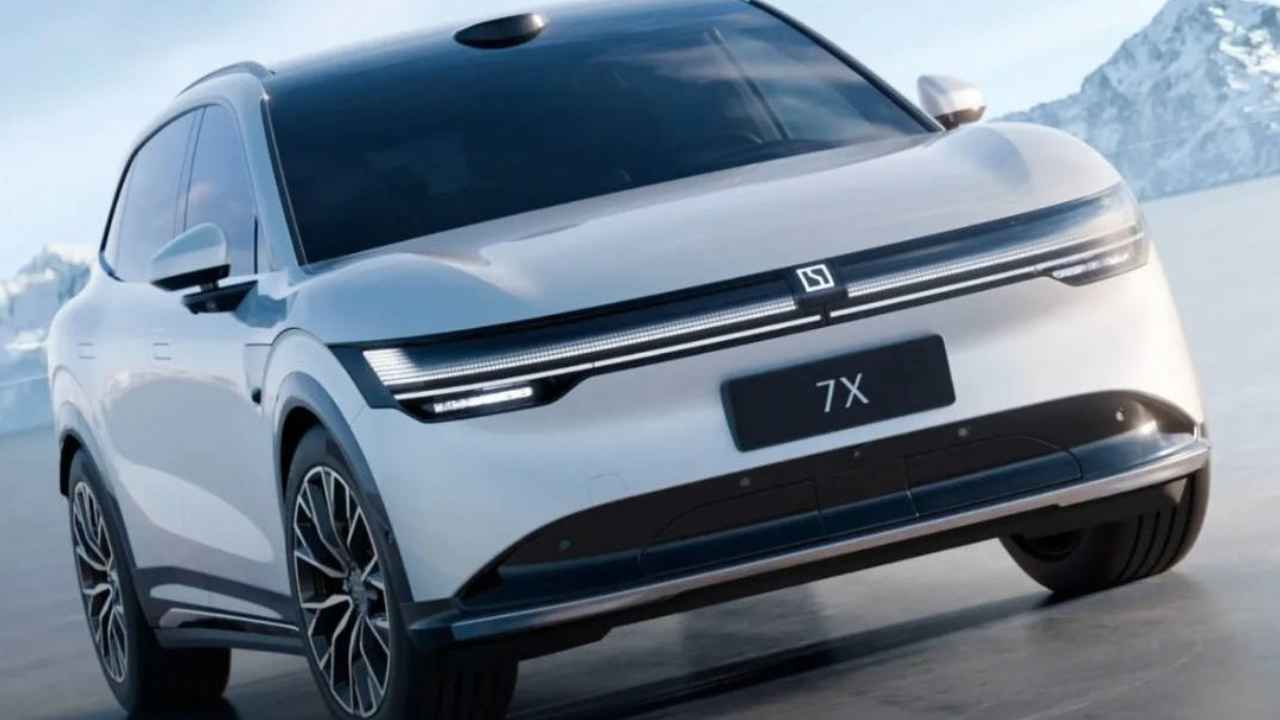 Zeekr 7X 2025: Long-Range Luxury Reimagined for UAE—Bigger Battery, Smarter Tech, and Performance without Limits