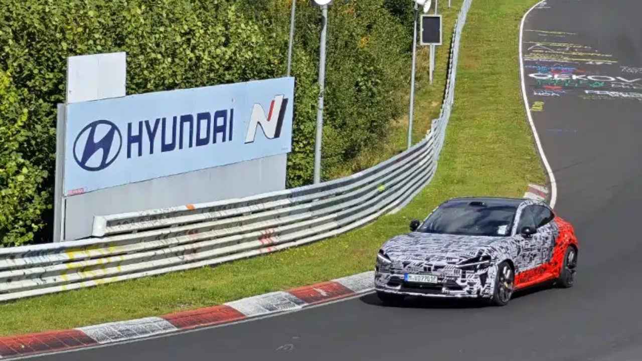 شاومي YU7 GT .. سلاح الأداء الفائق والإبتكار الرياضي: هل تحقق المفاجأة على حلبة نوربورغرينغ وتقلب موازين المنافسة؟