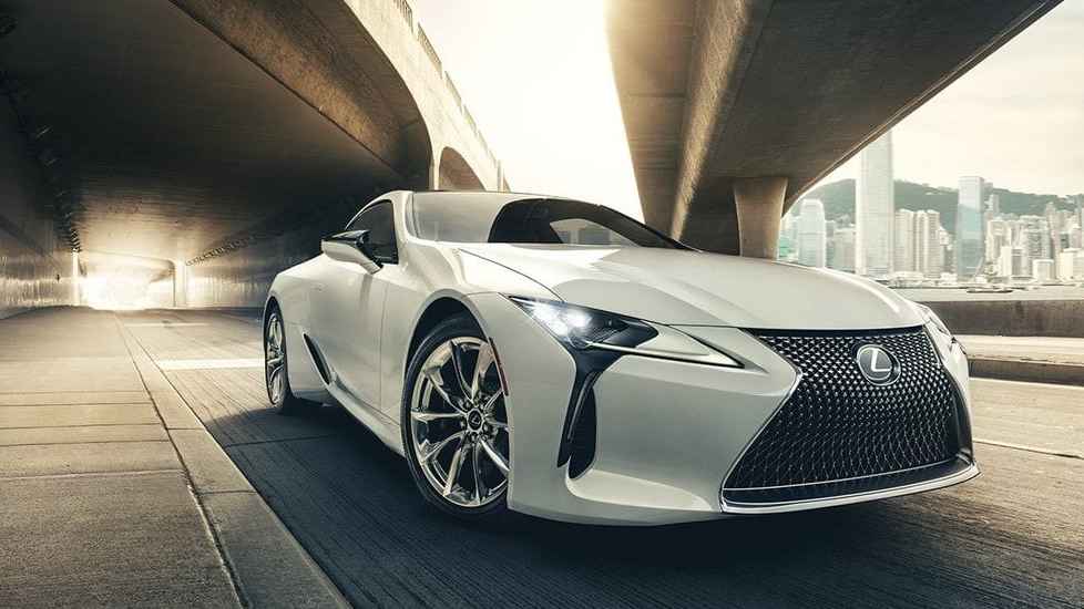 لكزس LC 500: استعراض سيارات الكوبيه الفاخرة