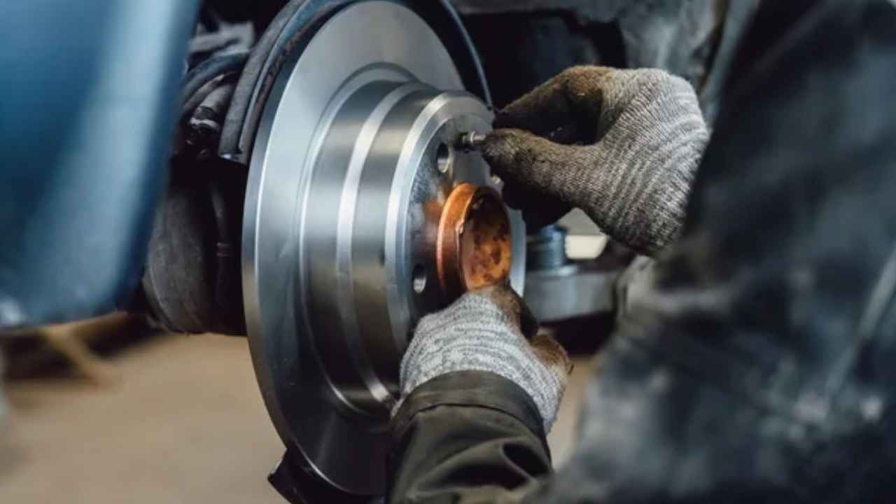 The Truth About Brake Rotor "Warping": What Really Causes Vibrations, How to Prevent Them, and When to Repair or Replace