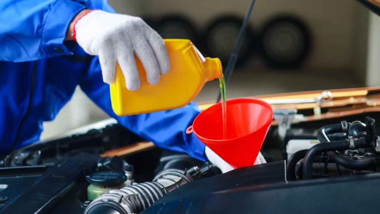 Oil Viscosity and Engine Longevity: Why Thicker Isn’t Always Better for Your Car’s Heart