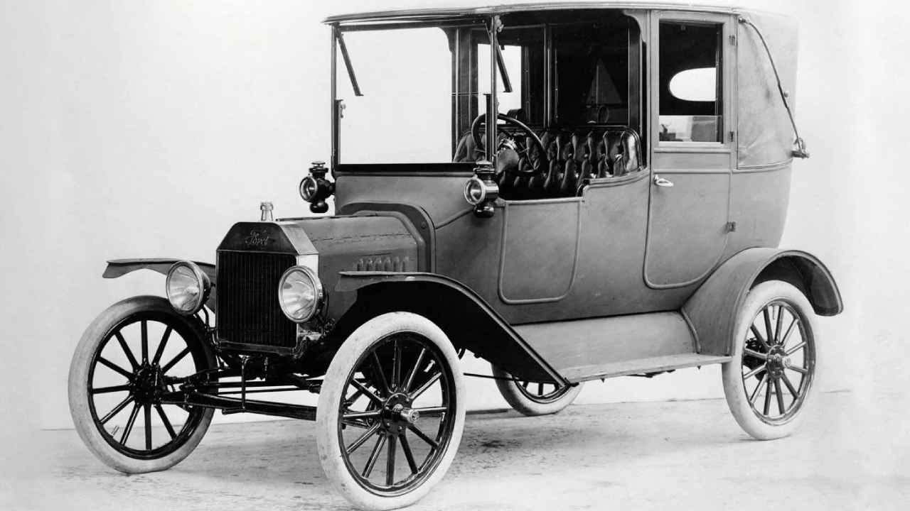 ألمانيا.. من أول عربة بثلاث عجلات إلى صناعة غيرت وجه العالم: كيف بدأت قصة أول سيارة في التاريخ؟﻿