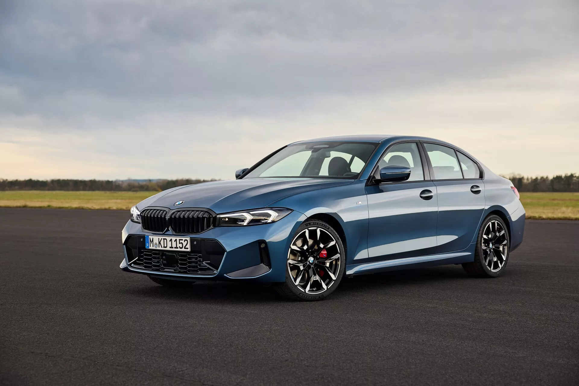 The 2025 BMW 3 Series facelift has been officially unveiled with a powerful new engine and cosmetic improvements.