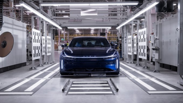 LUCID Assembles 800 Electric Vehicles in Saudi Arabia