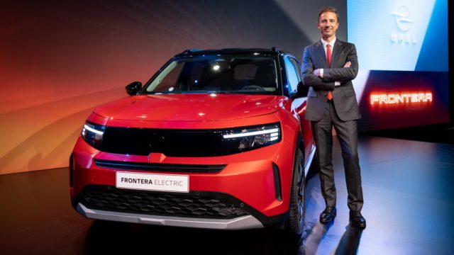 Opel unveiled its all-new Frontera in a public debut in Istanbul, Turkey, replacing the old Crossland with a larger size and a modern Stellantis platform. The vehicle is available in both hybrid and fully electric versions, with prices starting at around €24,000 or $25,900.
