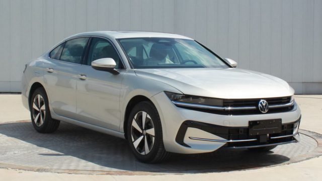 The new Volkswagen Magotan brings new competitiveness to the sedan market, showcasing its unique positioning in the Chinese market.
