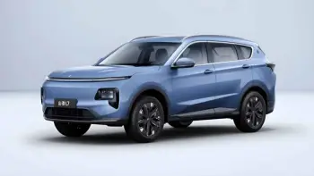 jietor-shanghai-l7-hybrid-suv-starting-at-18-500-with-mountain-and-sea-design-inspiration