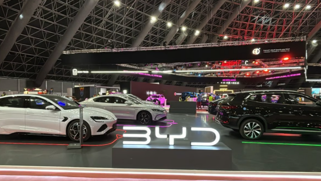 At the Jeddah International Motor Show, BYD showcased a number of hybrid and electric models, demonstrating its strong presence in the global market.