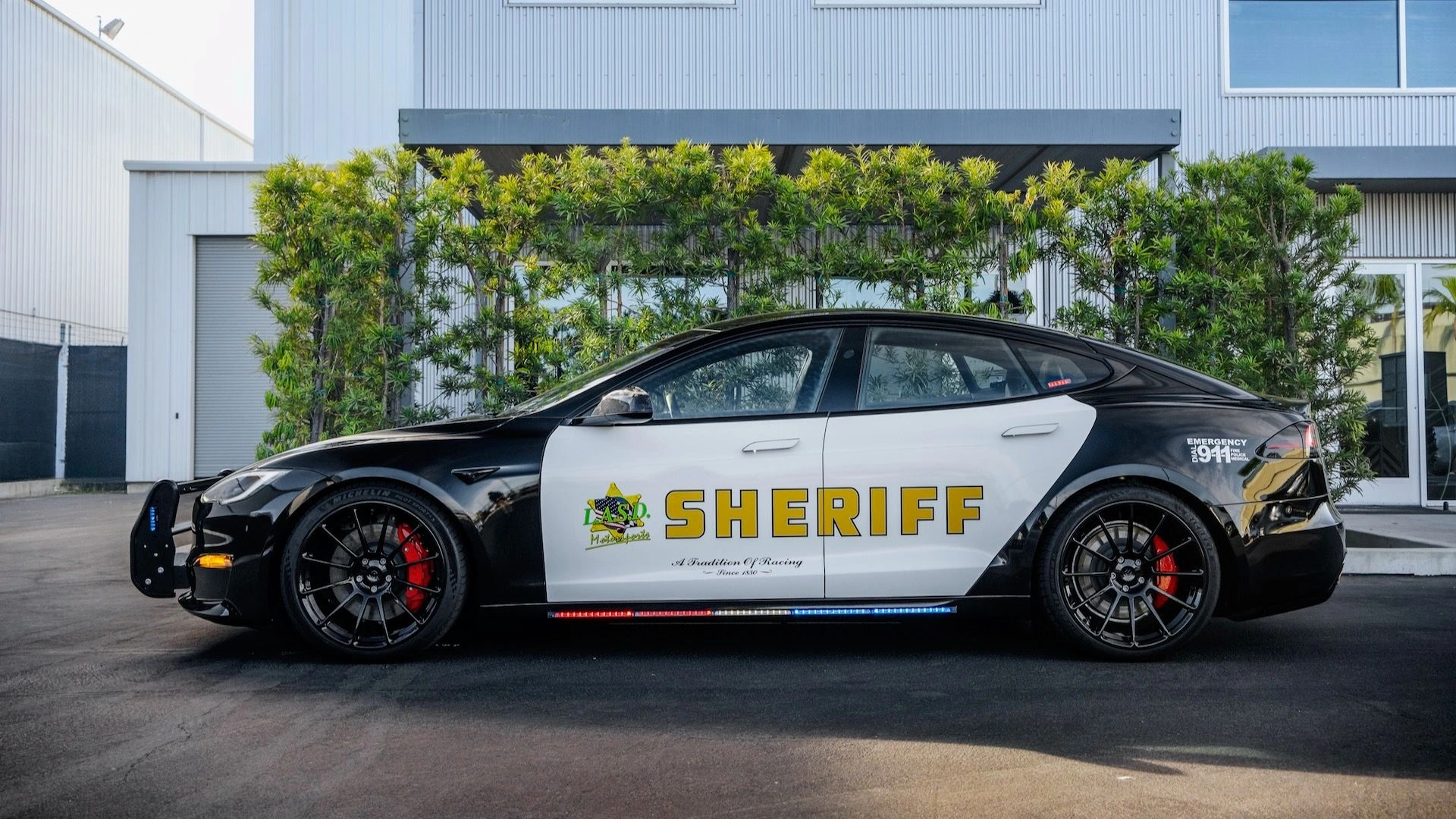 Tesla Model S Plaid Transformed into Police Car