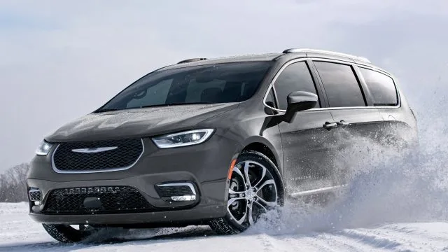 Chrysler is set to launch a new electric Pacifica minivan to tackle the increasingly competitive market.