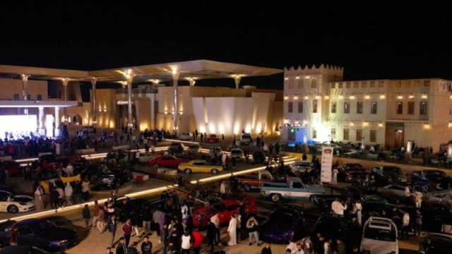 The Rams Car Exhibition in Saudi Arabia hosted over 52,000 attendees, showcasing 450 classic and luxury cars.