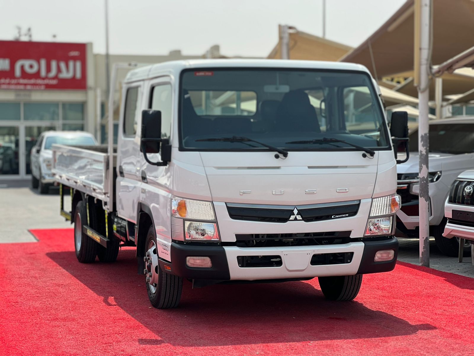 Mitsubishi Canter 2022