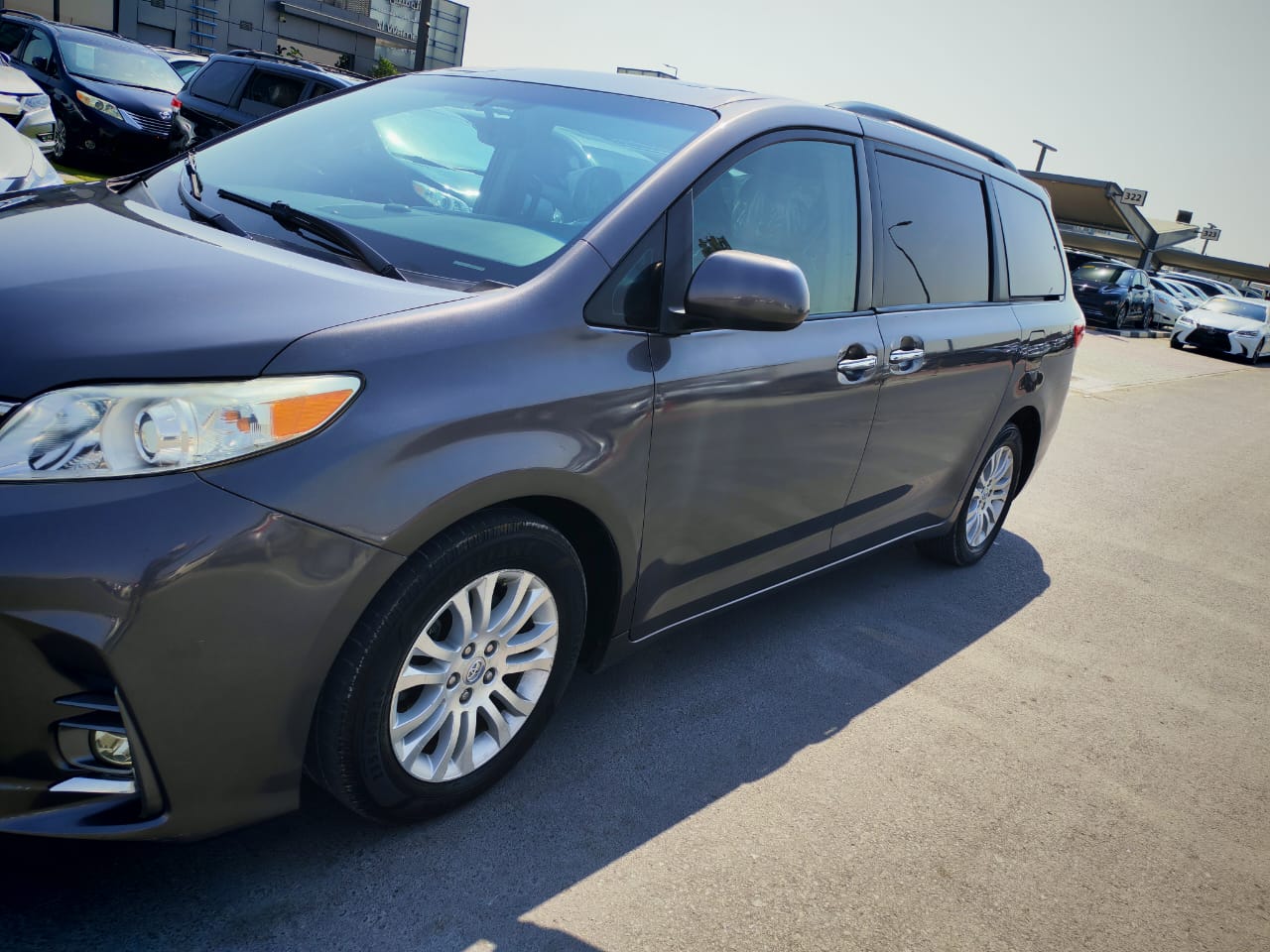 تويوتا سيينا 2017