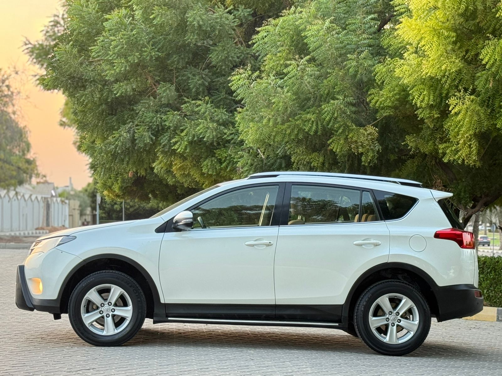 Toyota RAV4 2013 2500L