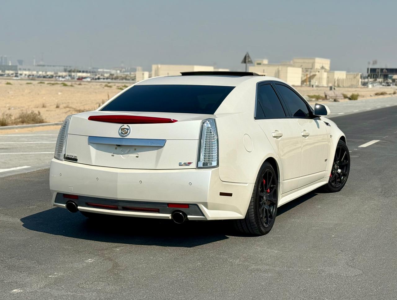 كاديلاك CTS 2011