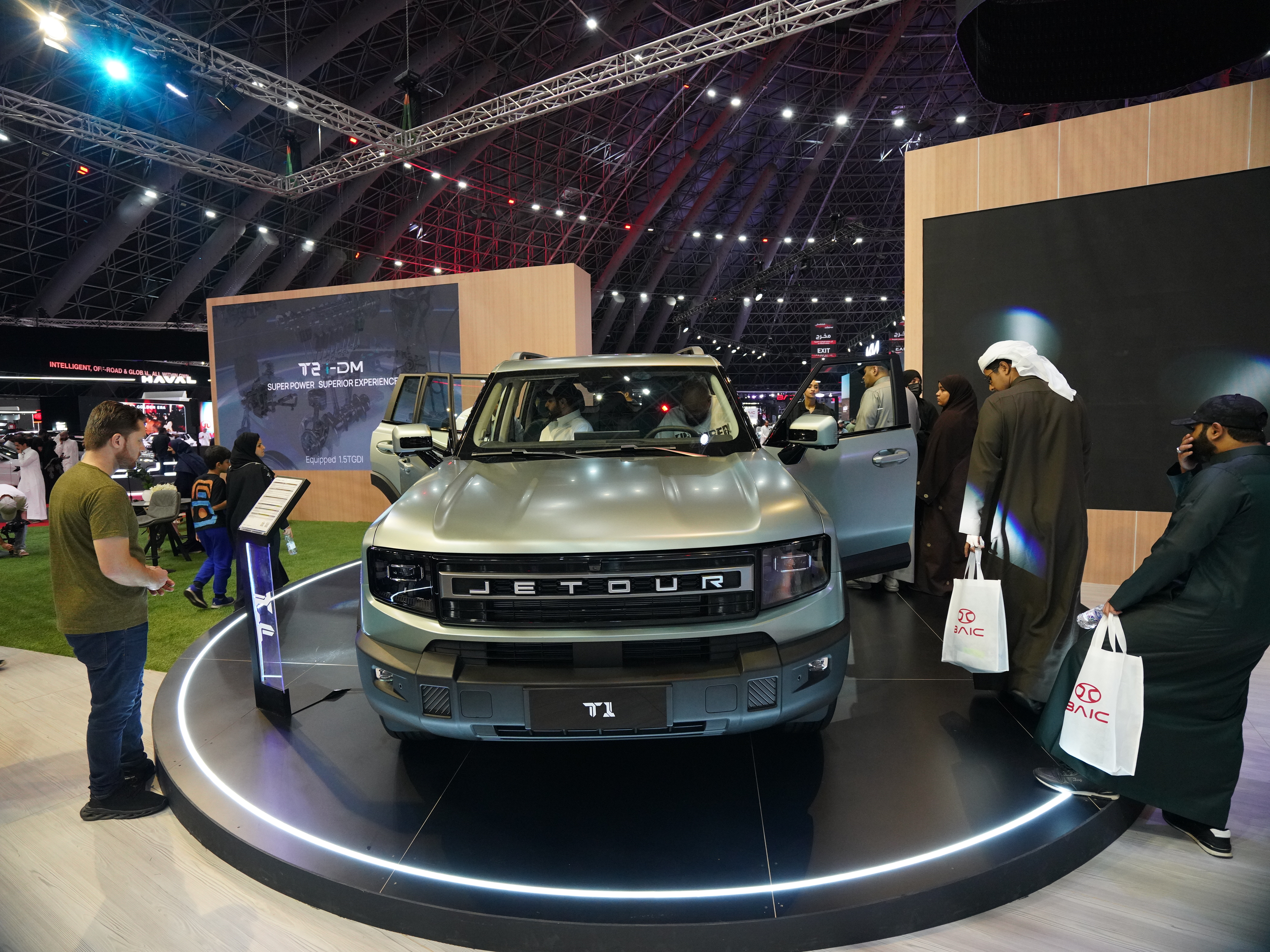 https://gcc-1307444343.cos.accelerate.myqcloud.com/cc/car-image/0869e564