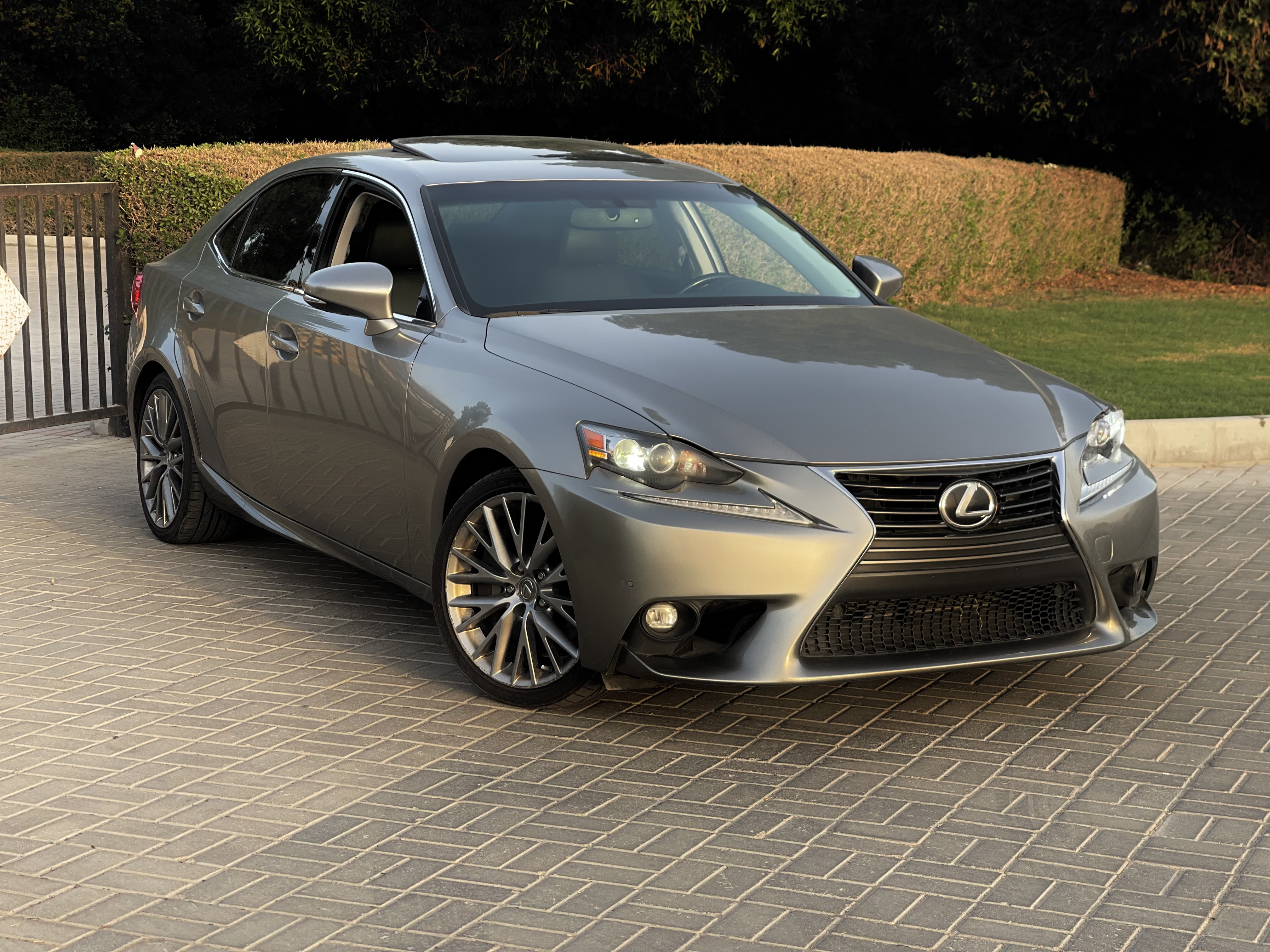 Lexus IS 2016 2L