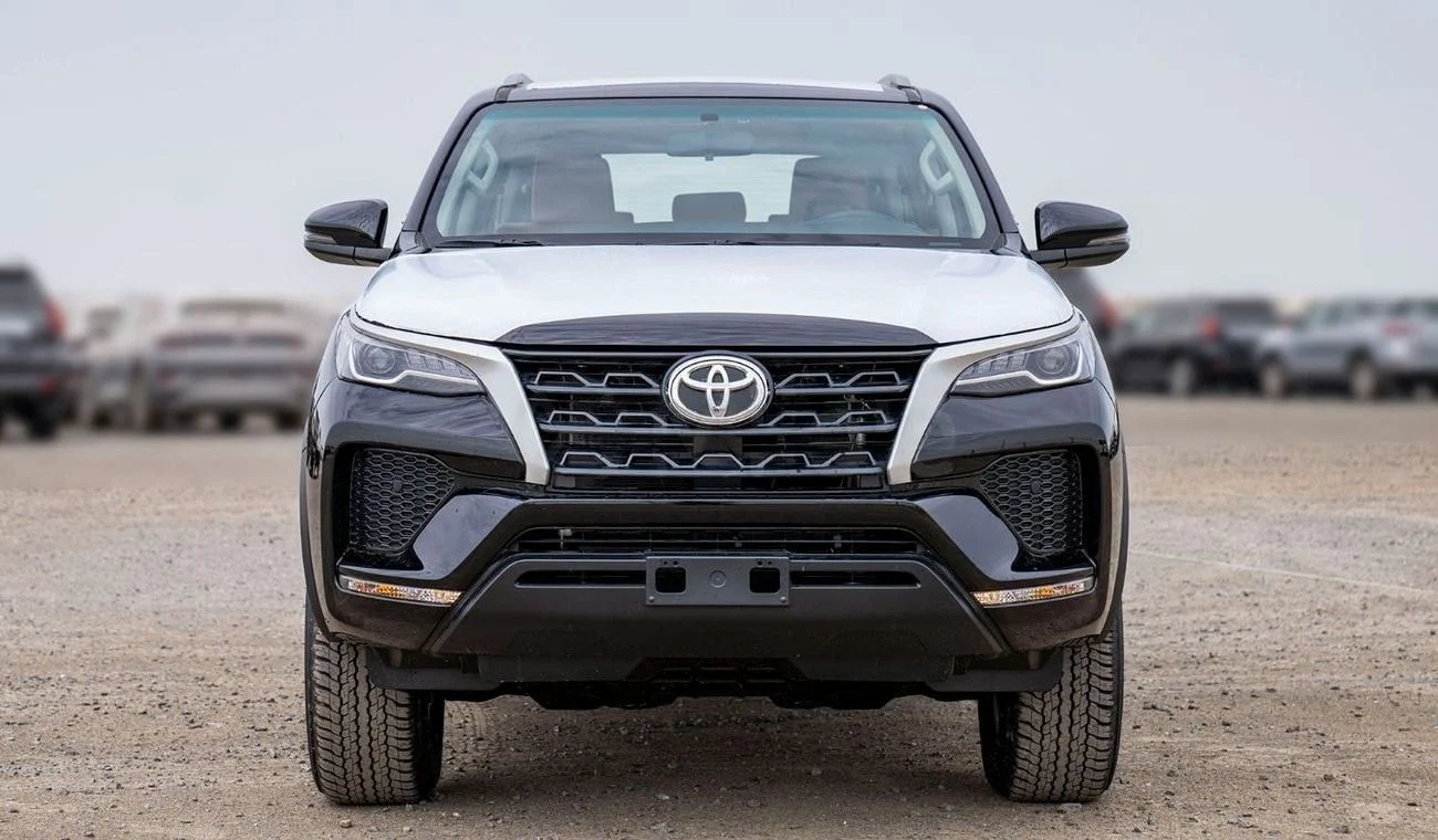Discover undefined undefined Exterior Interior Images.Find all aspects and details of cars.