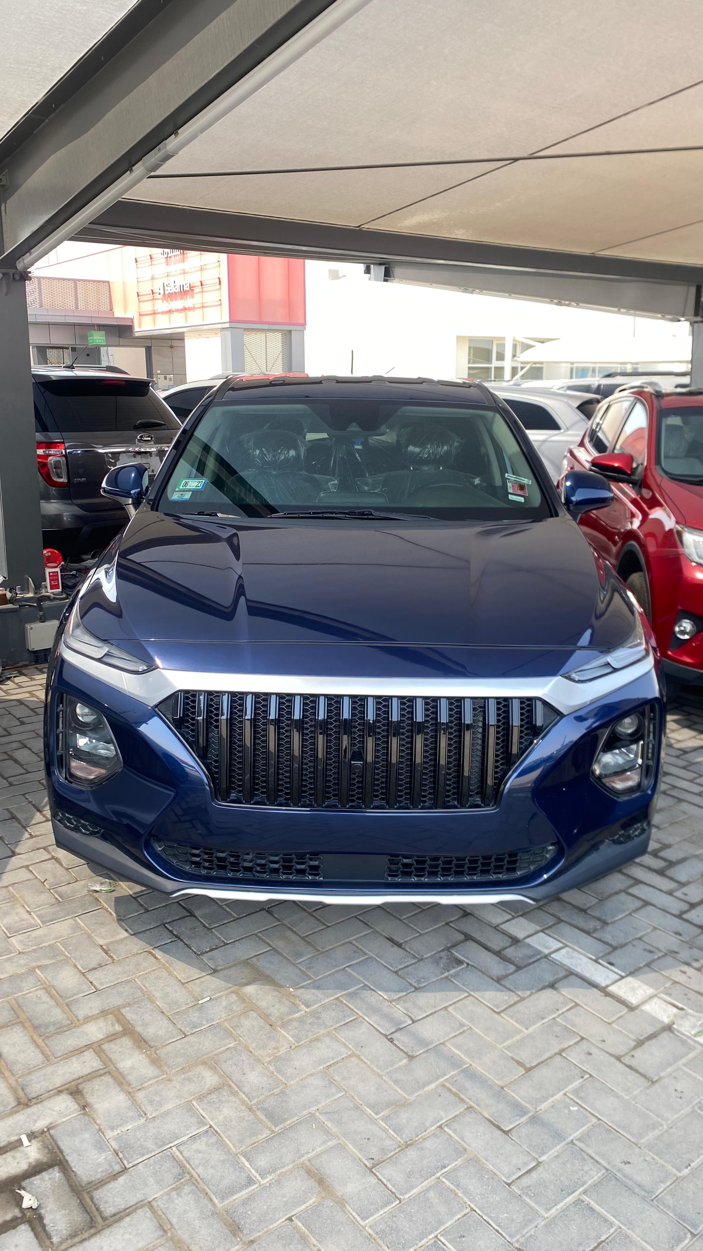 Hyundai Grand Santa Fe 2019