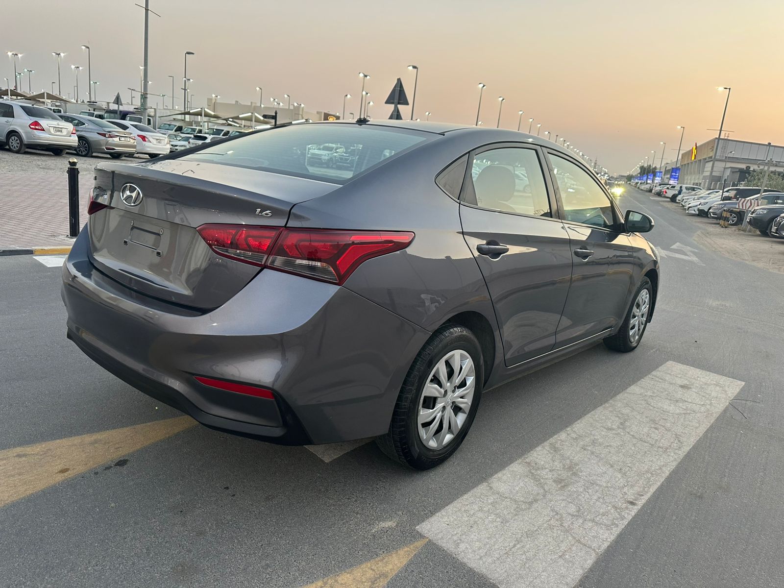 Hyundai Accent 2018 1600L