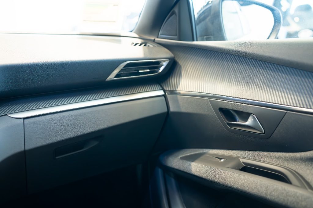 Peugeot 3008 2025 1.6L