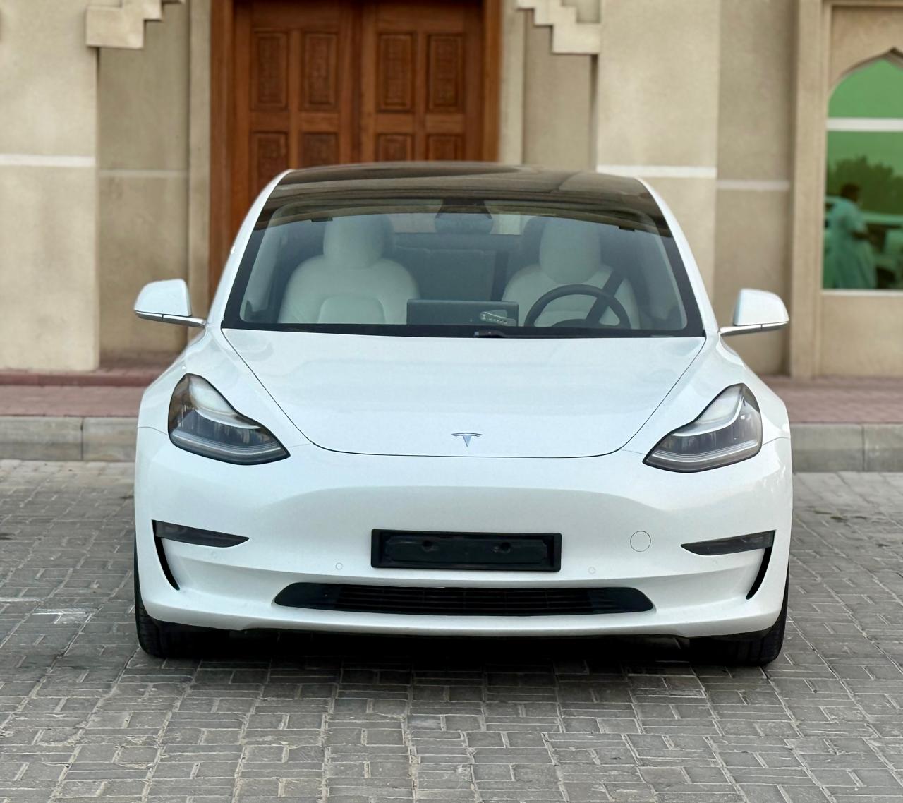 Tesla Model 3 2020