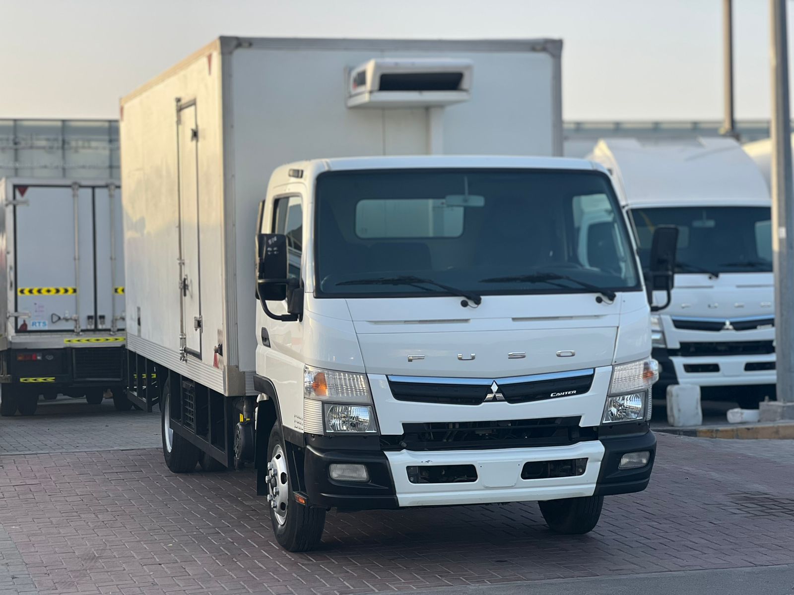Mitsubishi Canter 2020