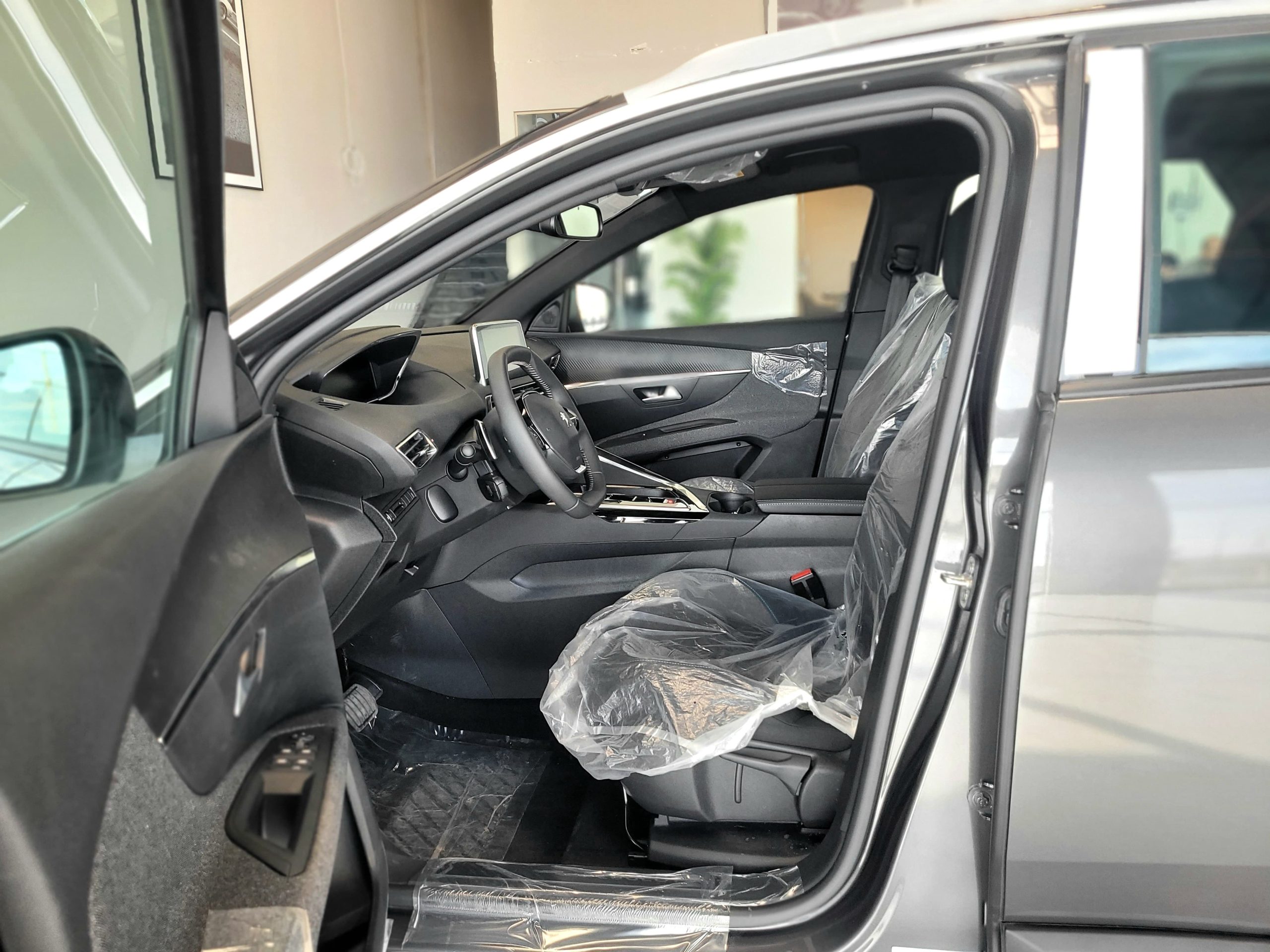 Peugeot 3008 2025 1.6L