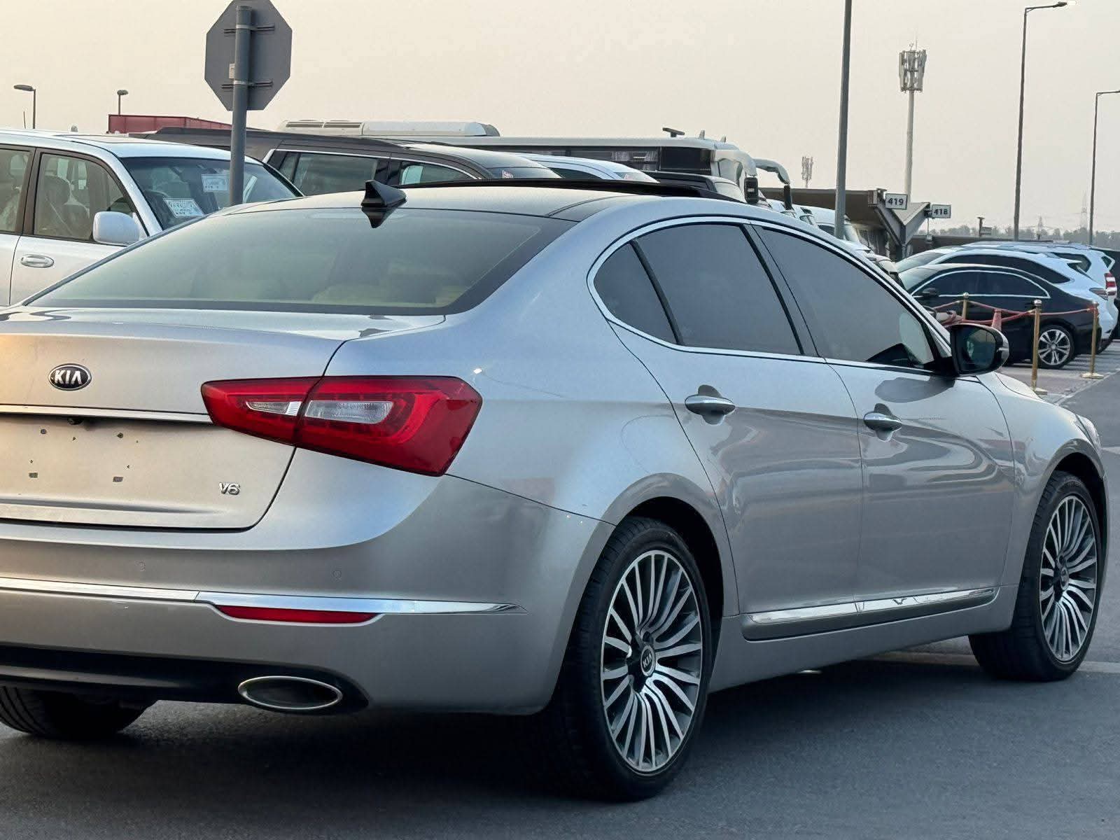 كيا كادنزا 2015