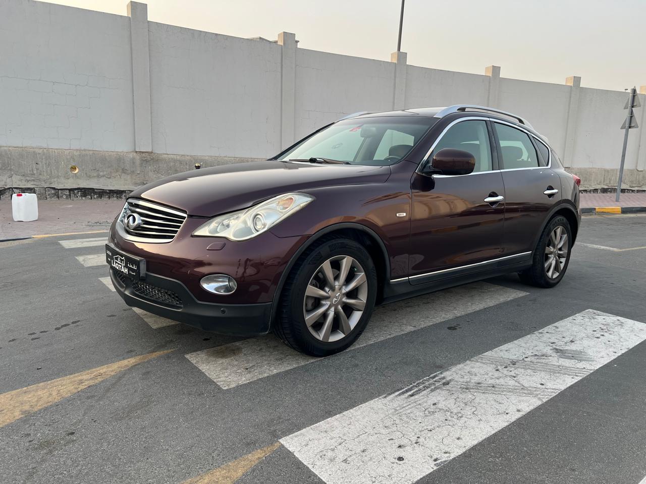 إنفينيتي EX37 2013