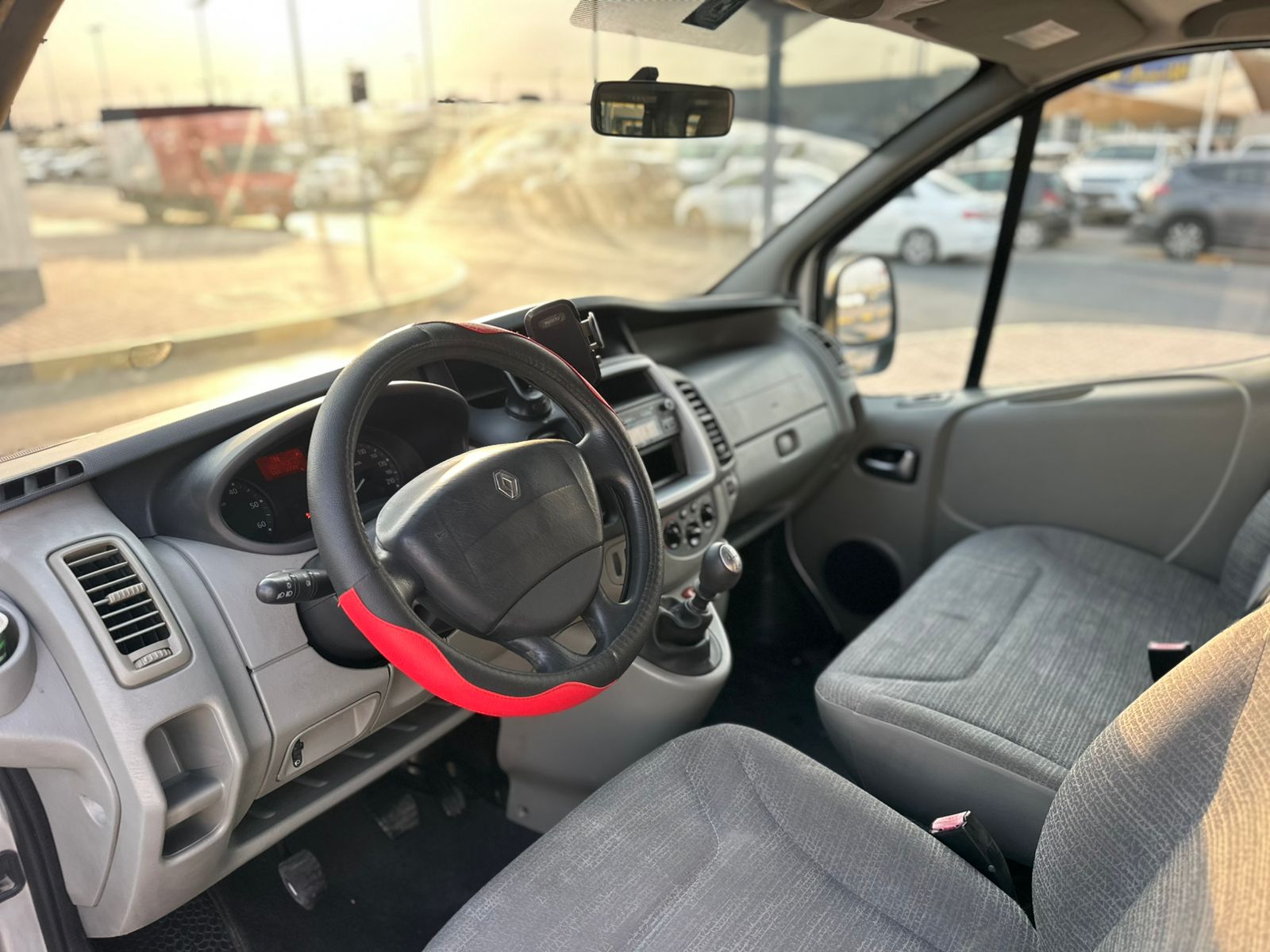 رينو ترافيك 2015