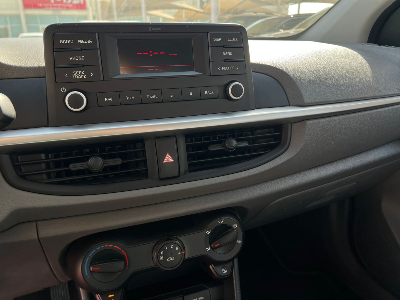 كيا بيكانتو 2021