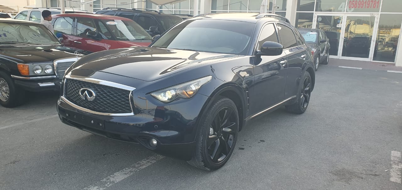 Infiniti QX70 2020 5L