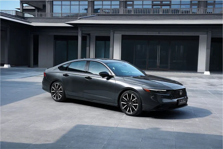 Discover Honda Honda Accord Exterior Interior Images.Find all aspects and details of cars.