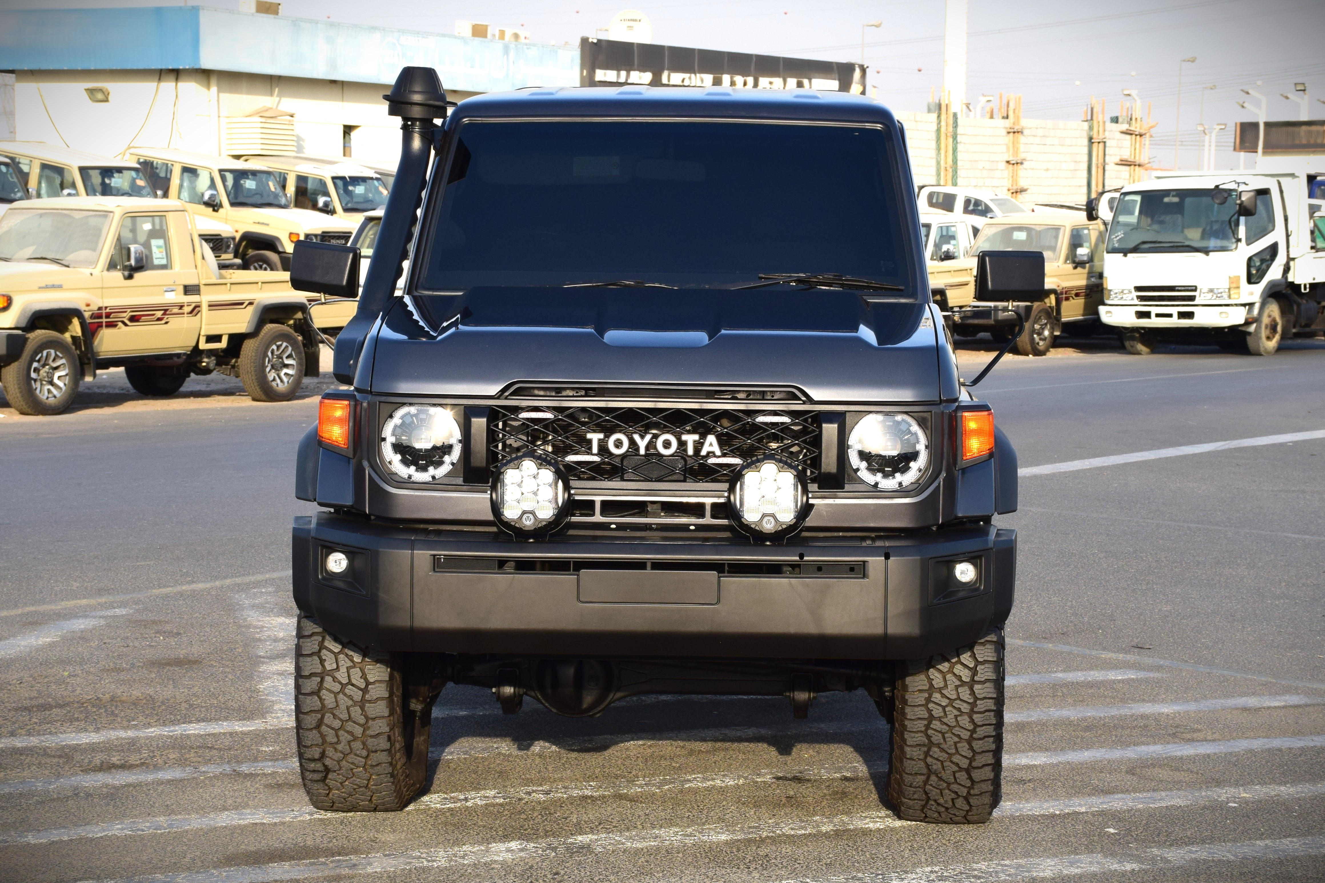 Toyota Land Cruiser Pick Up 2017 4.5L