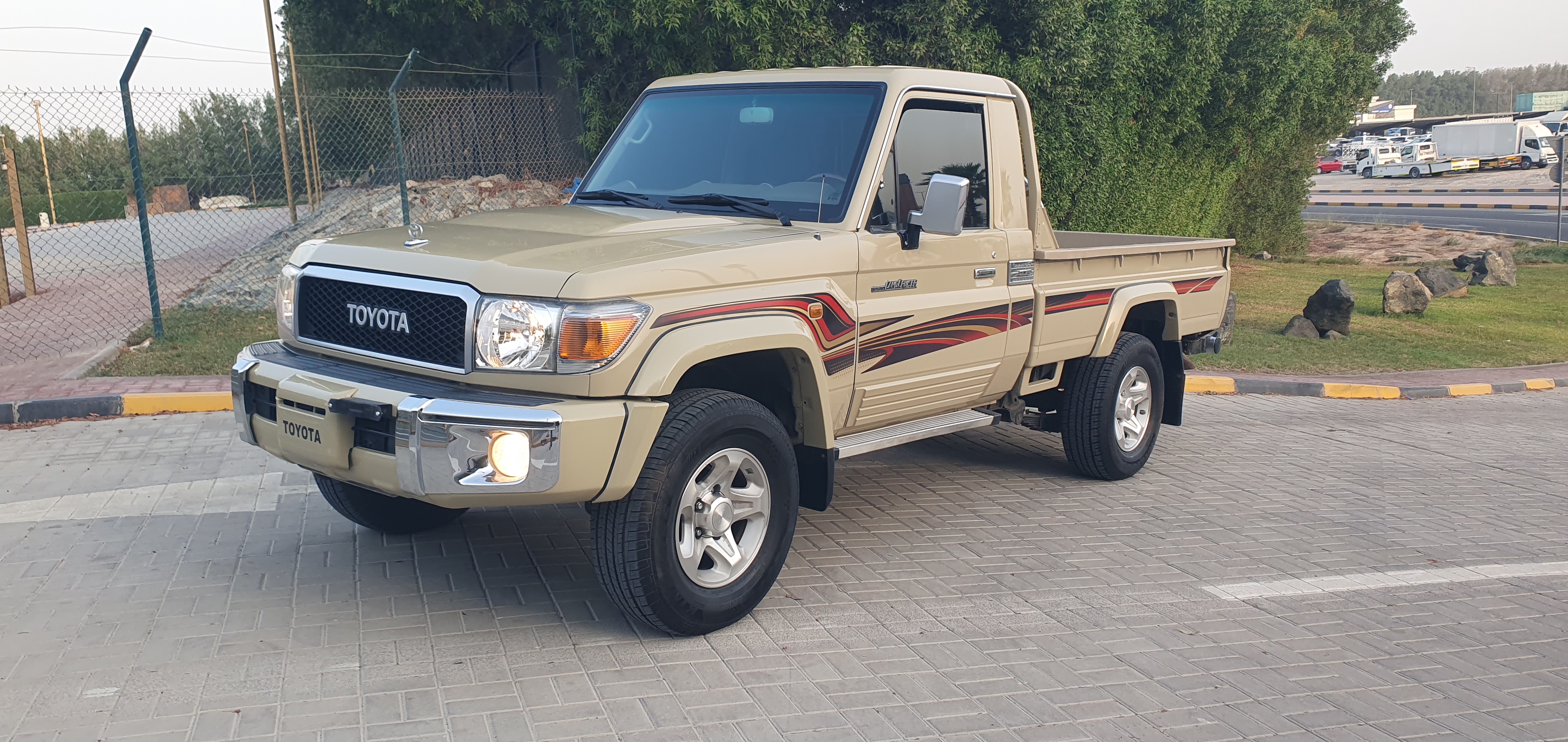 Toyota Land Cruiser Pick Up 2021 4L