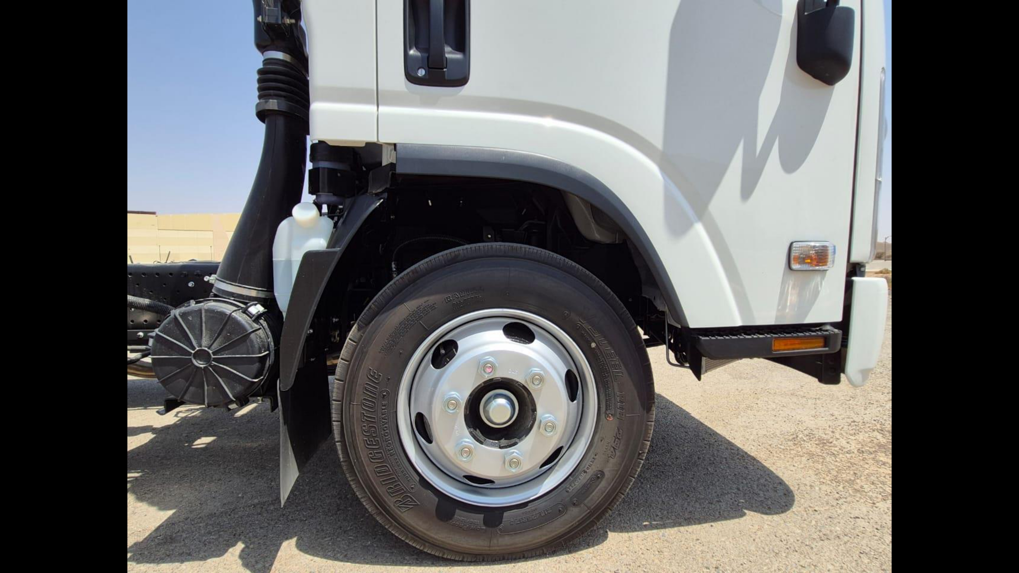 إيسوزو NPR 2026 5.2L