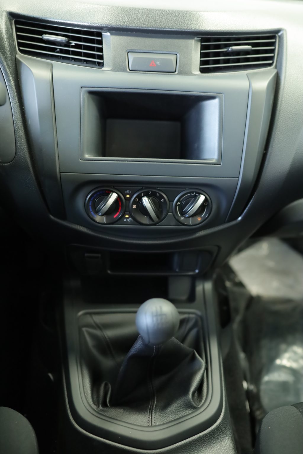 Nissan Navara 2023 2.5L
