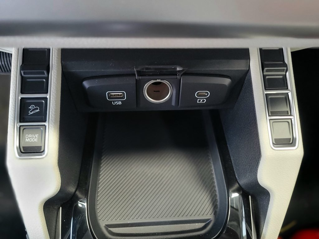 Kia Carens 2025 1.5L
