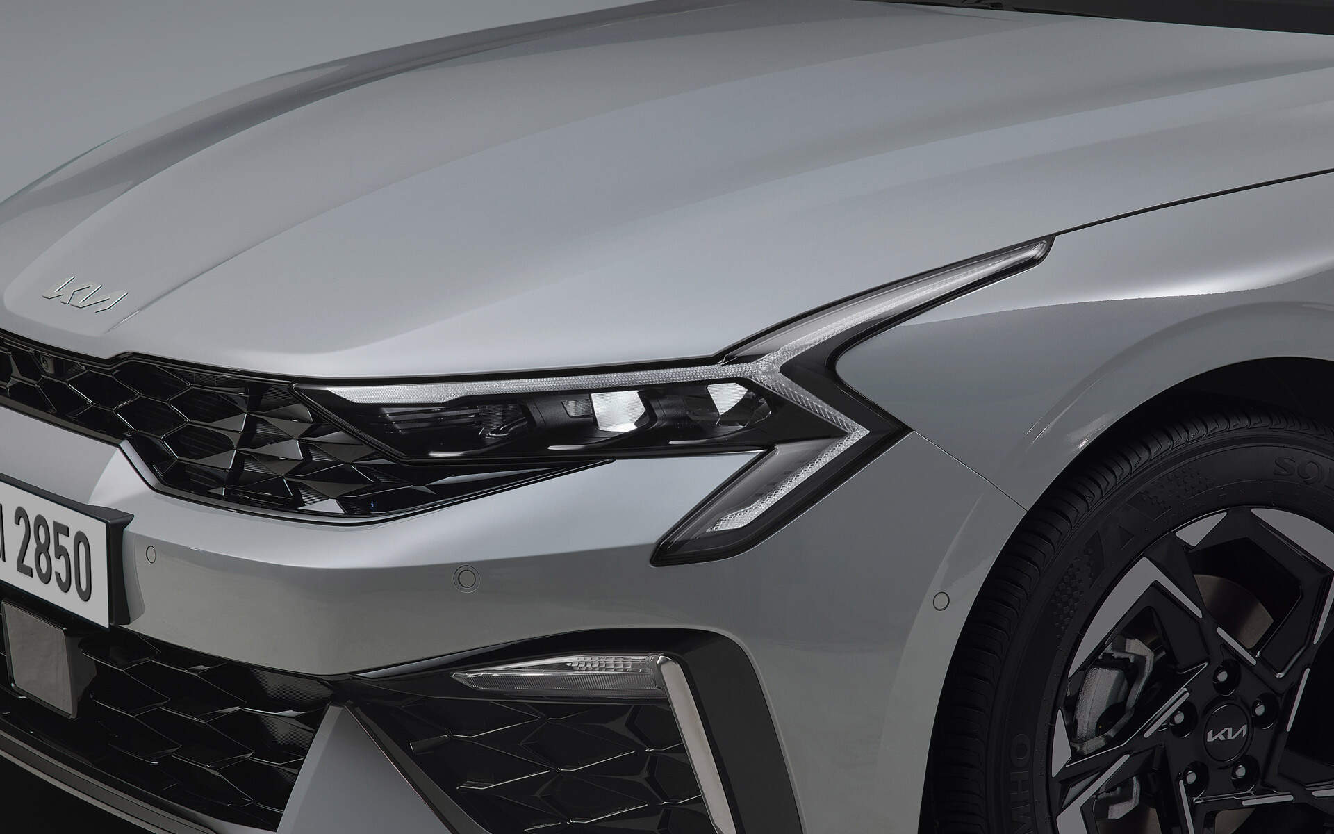 https://gcc-1307444343.cos.accelerate.myqcloud.com/cc/car-image/2e3ca1fb