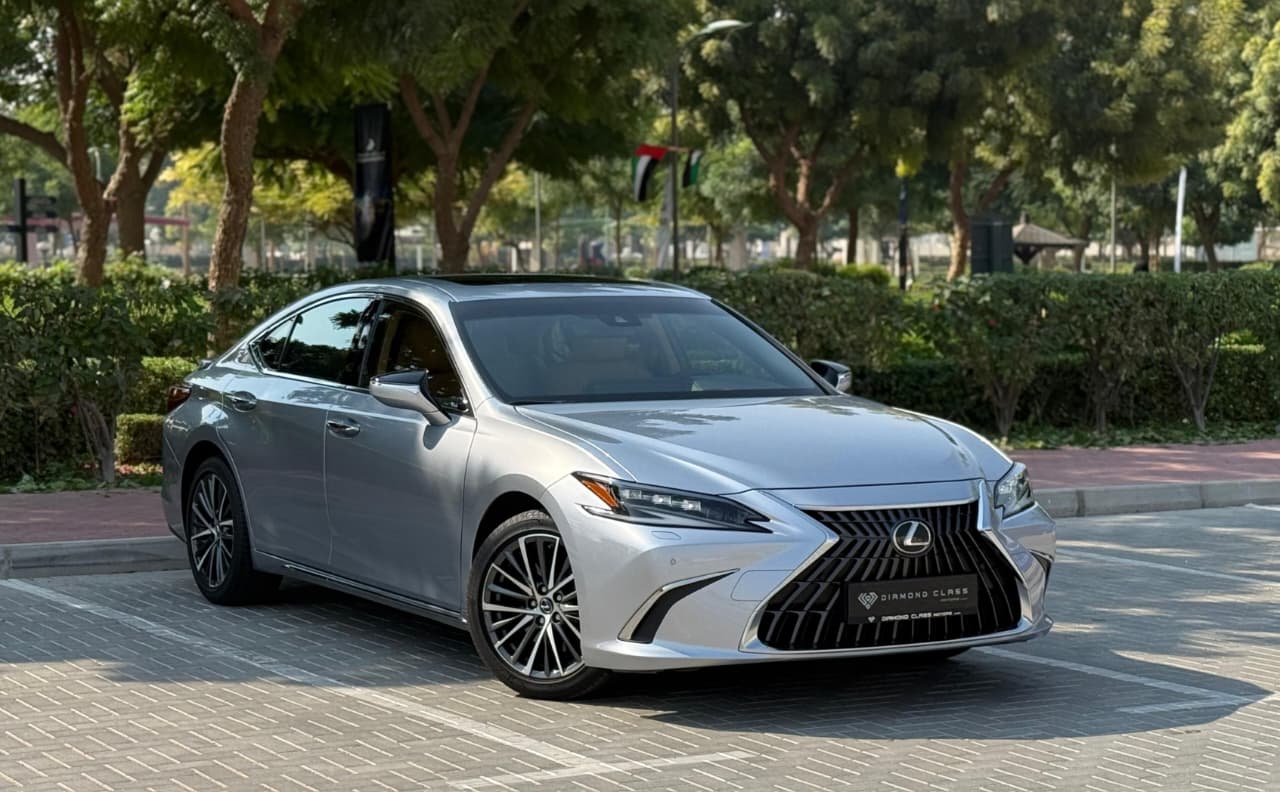 Lexus ES 2023