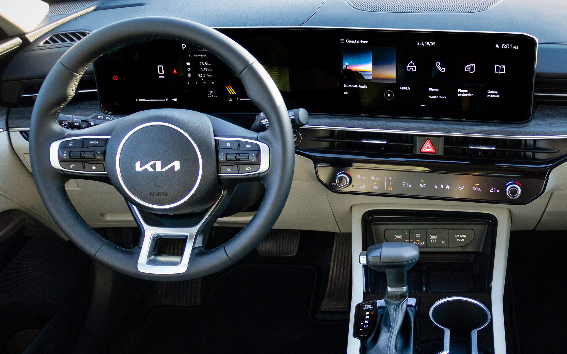 https://gcc-1307444343.cos.accelerate.myqcloud.com/cc/car-image/3402e926