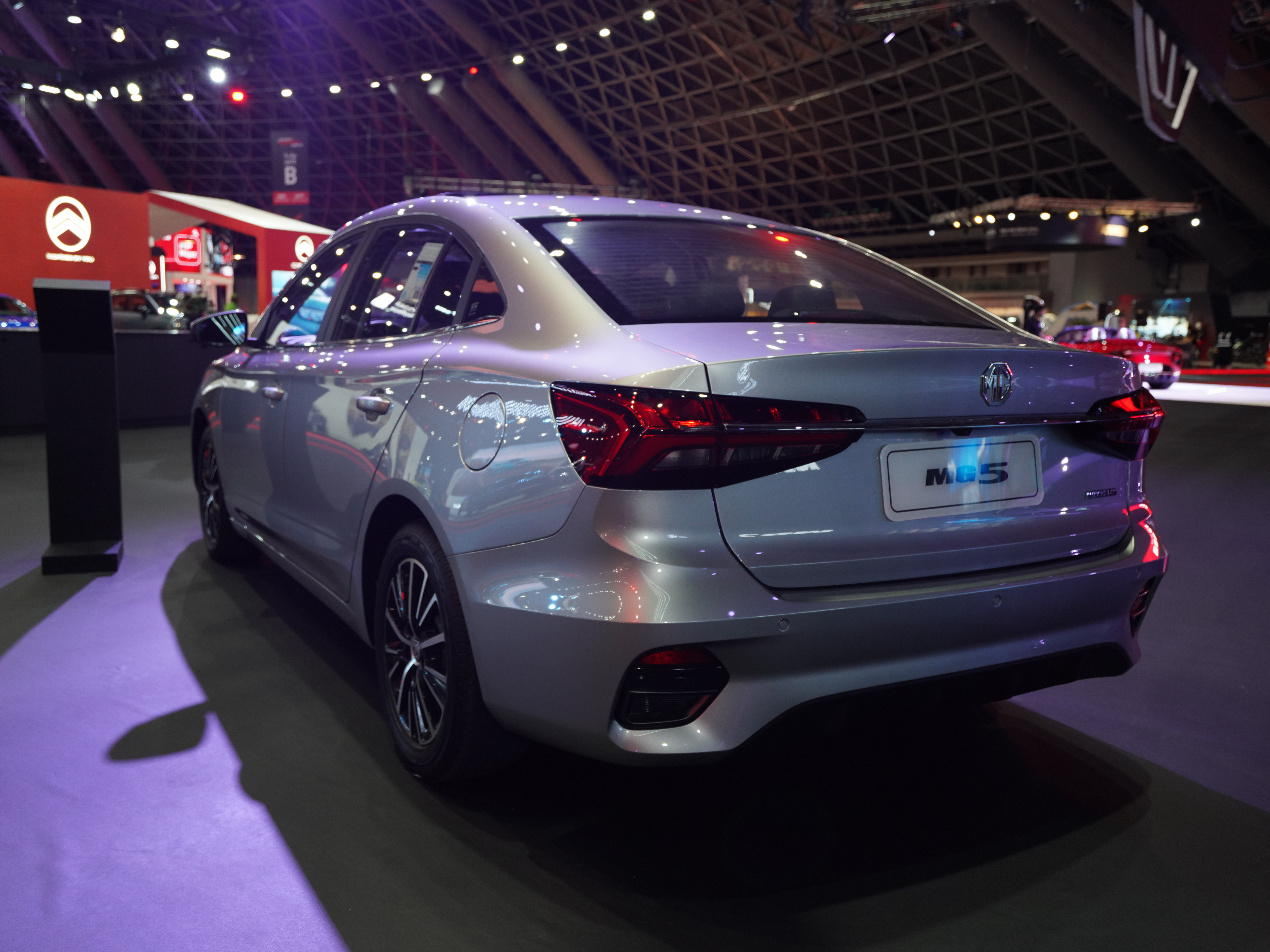 https://gcc-1307444343.cos.accelerate.myqcloud.com/cc/car-image/351f9067