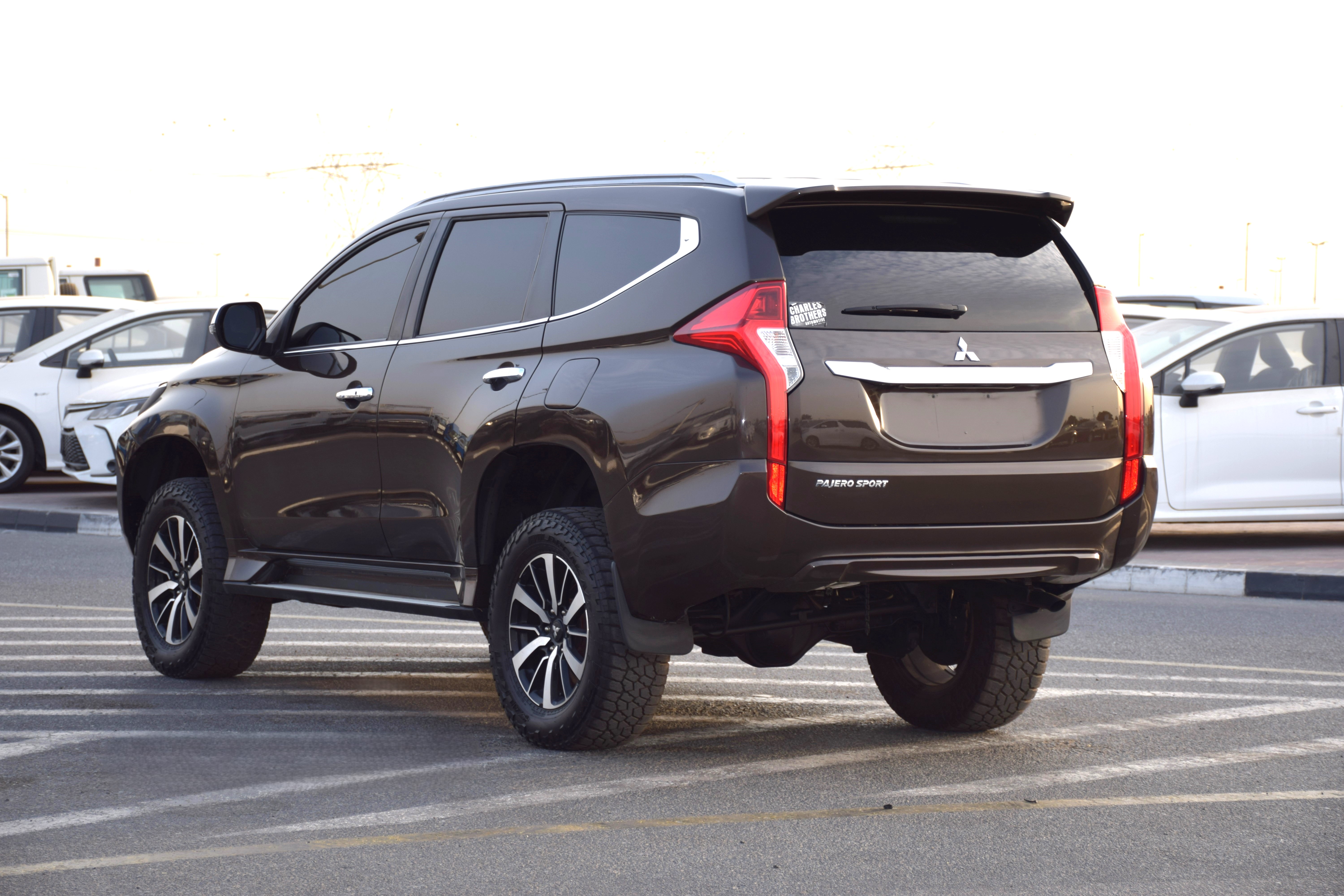 ميتسوبيشي باجيرو 2019 2.4L