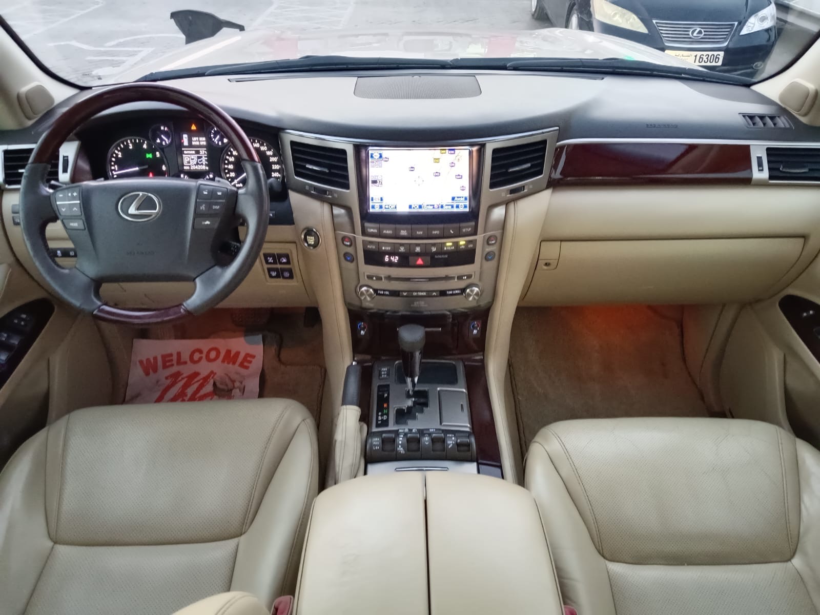 Lexus LX 2013 5700L