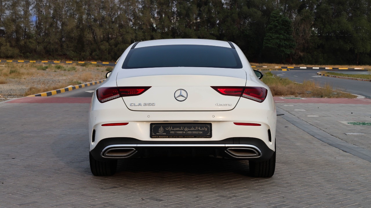 https://gcc-1307444343.cos.accelerate.myqcloud.com/cc/car-image/39b4ecc3