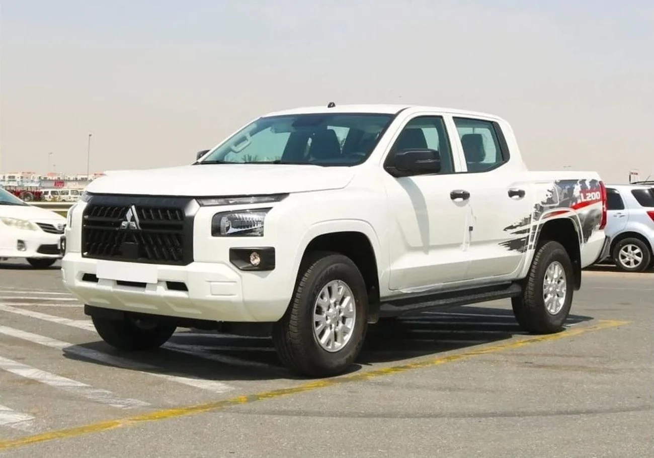 Discover undefined undefined Exterior Interior Images.Find all aspects and details of cars.