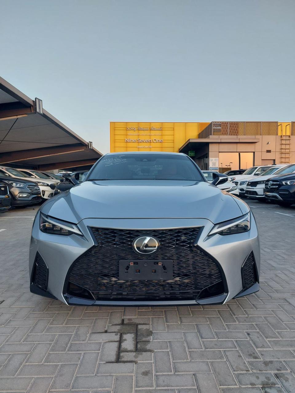 Lexus IS 2021